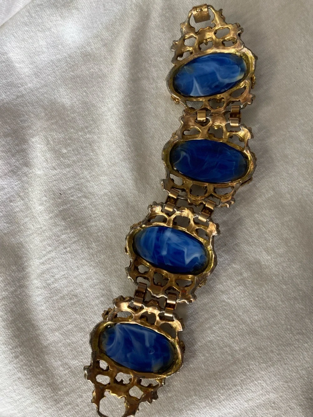 Art Deco Designed Vintage Intricate Leaf Filigree Bracelet Blue Cabochon